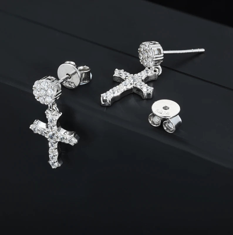 VVS1 Moissanite Cross Stud Earrings