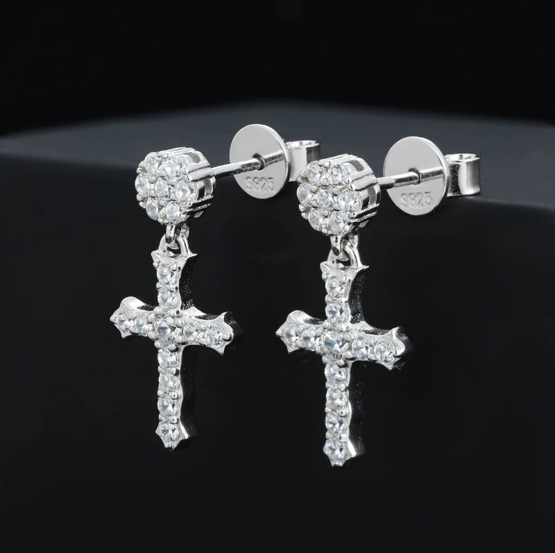 VVS1 Moissanite Cross Stud Earrings