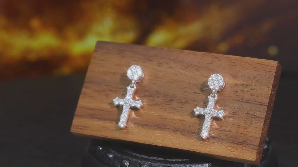 VVS1 Moissanite Cross Stud Earrings