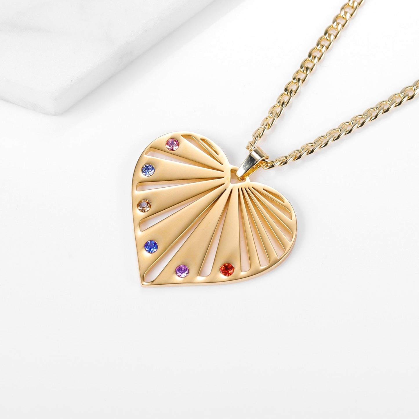 Custom 1-8 Names Engraving Heart Birthstone Necklace