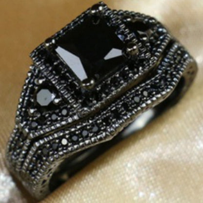Bellatrix Wedding Ring Set