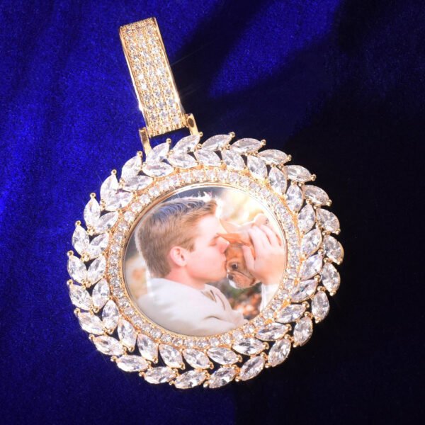 Royal Wreath Custom Photo Pendant Necklaces - Image 10