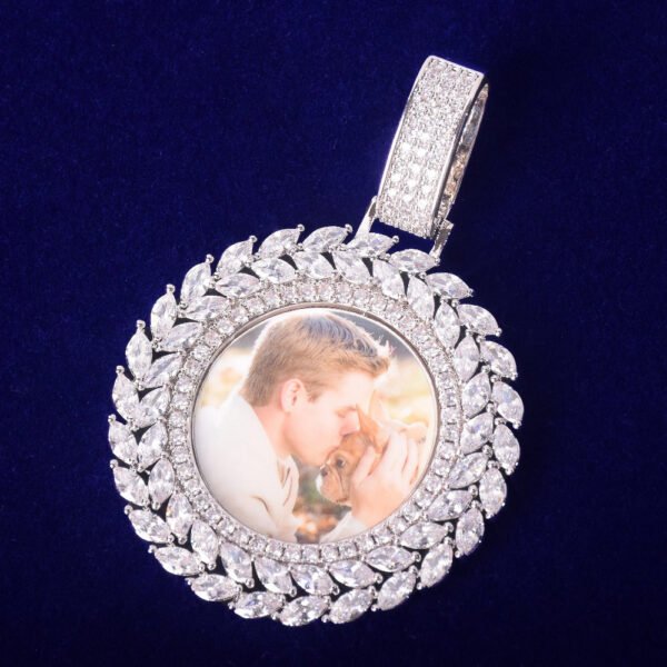 Royal Wreath Custom Photo Pendant Necklaces - Image 2